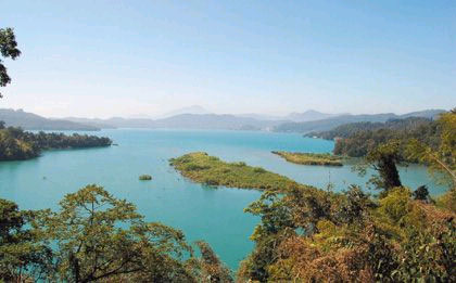 日月潭，自然奇观与人文情怀的台湾明珠