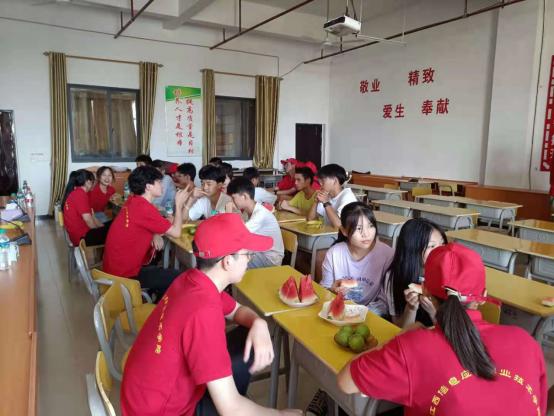 江西，致尊敬的听众朋友们